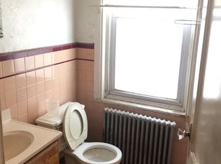 1430 Tasker St #2, Philadelphia, PA 19145