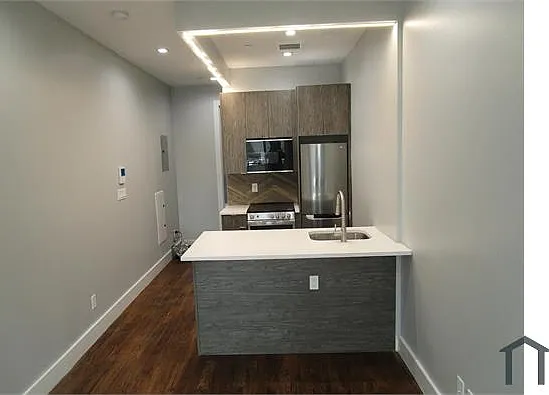 1242 Croes Ave #2C — Photo 1