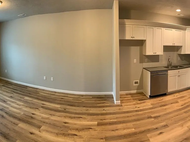 807 Water Ave NE — Photo 29
