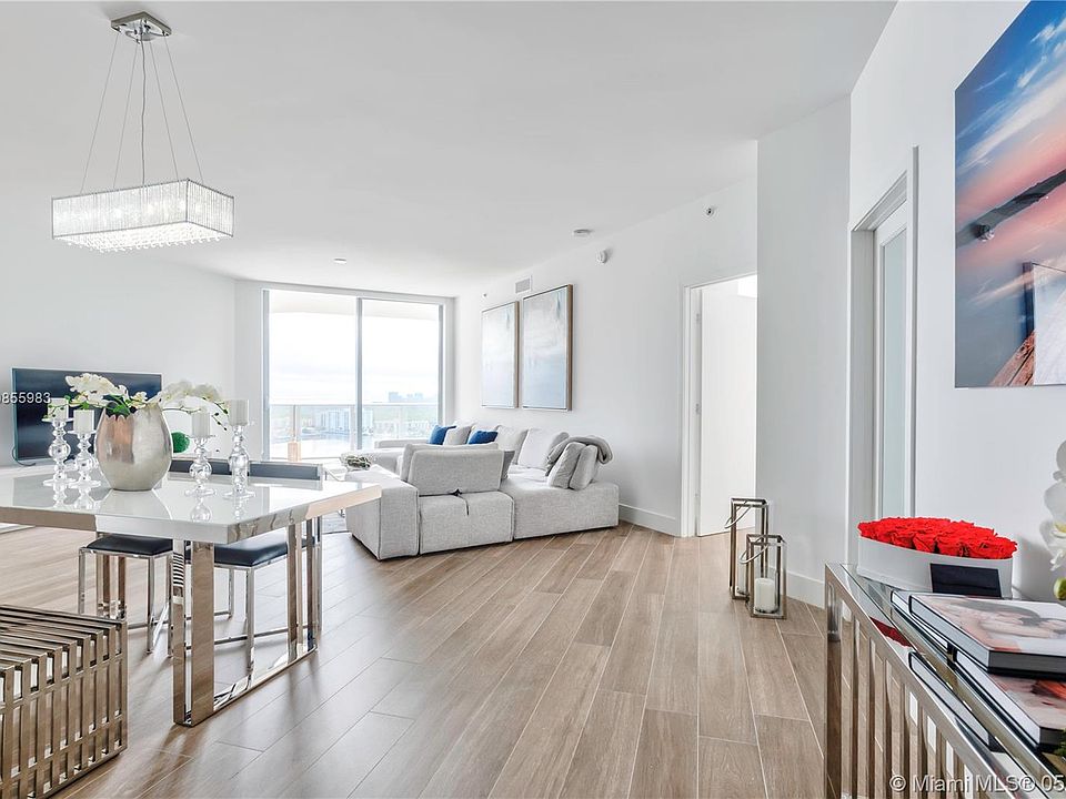 1st image of 17111 Biscayne Blvd Unit 1908