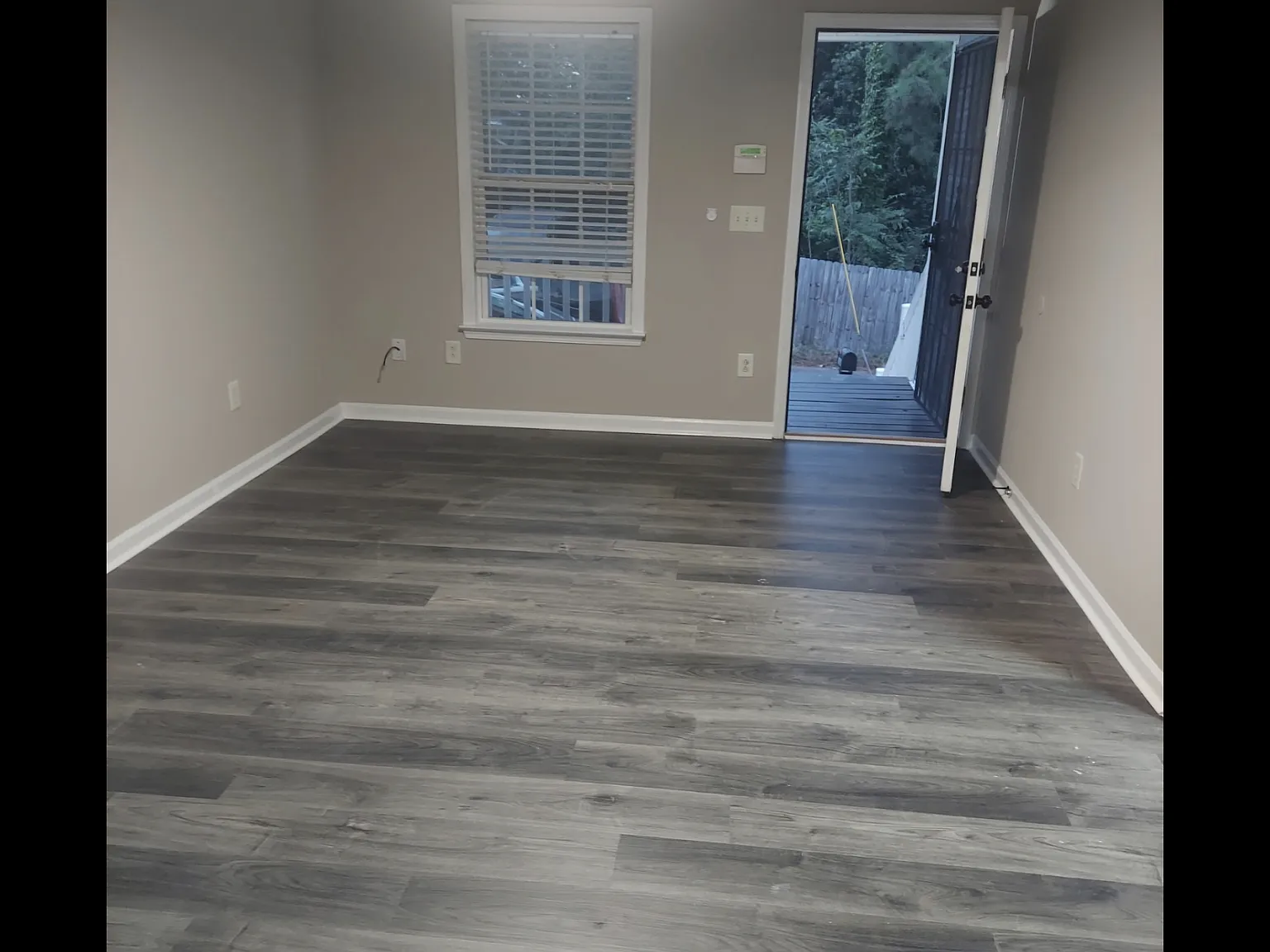 3 bed, 1080 sqft, $1,350 — Photo 3