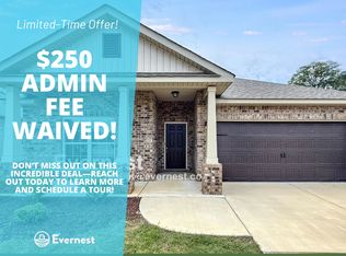 104 River Pointe Dr, New Market, AL 35761