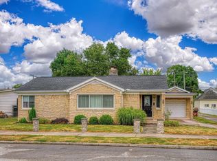 212 E Mound St, Circleville, OH 43113