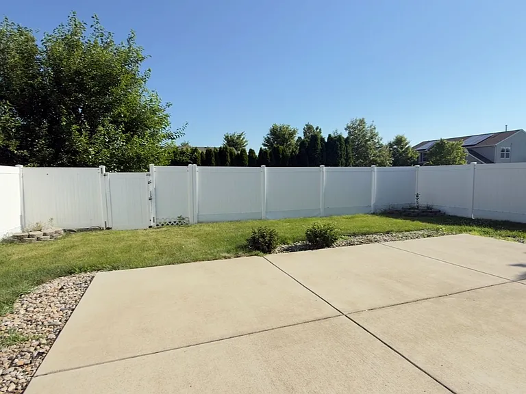 420 Smokey Hill Rd — Photo 25