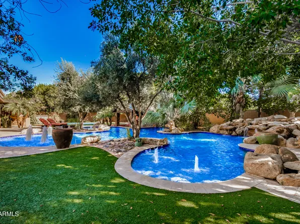 1045 N NORWALK Circle, Mesa, AZ 85205