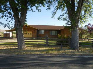 8217 Lower Little Shasta Rd, Montague, CA 96064