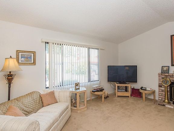 4th image of 1723 Rainier Ave