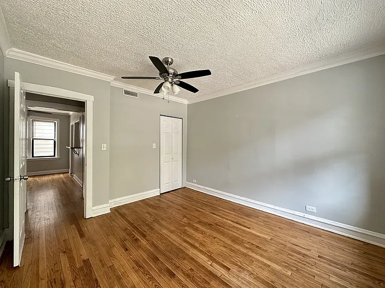 7000 N Paulina St #2 — Photo 14