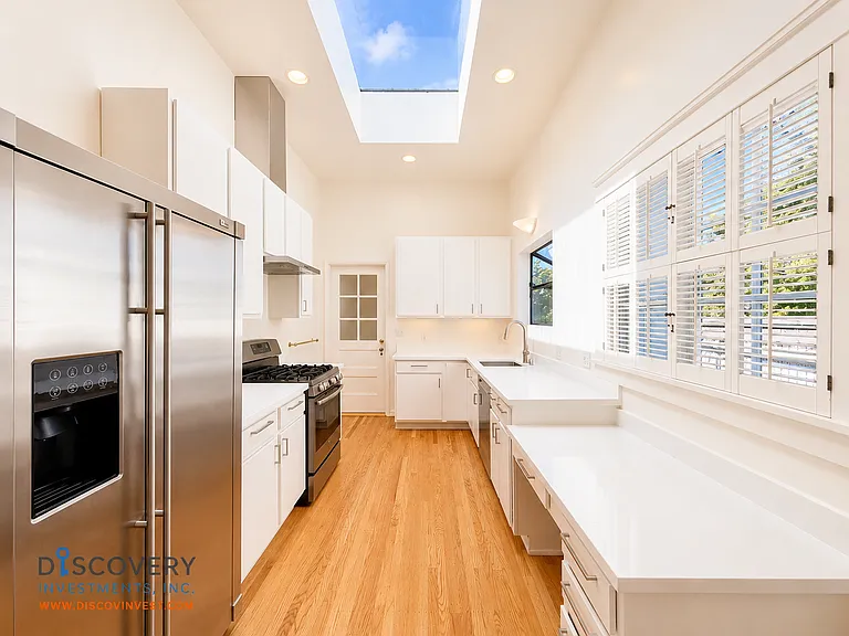2301 Virginia St #3 — Photo 24