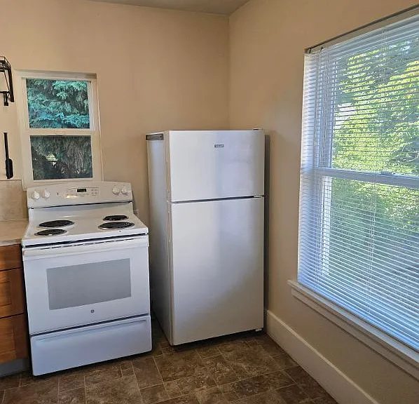 3211 SE 11th Ave #5 — Photo 2