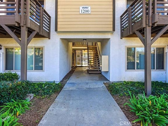 4th image of 1200 W Lambert Rd Unit 24