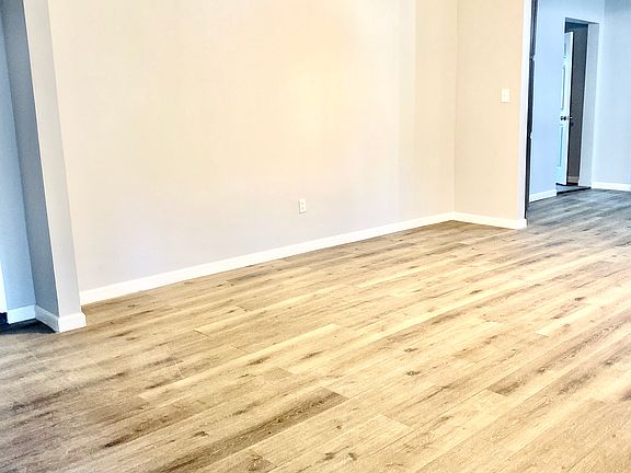 Spacious family room