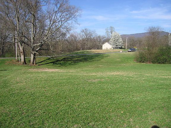 5th image of 171 McClary Dr