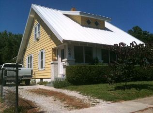 927 W Nichols St, Springfield, MO 65802