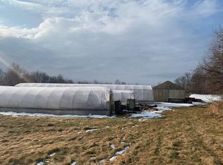 N64W21021 Mill Rd, Menomonee Falls, WI 53051