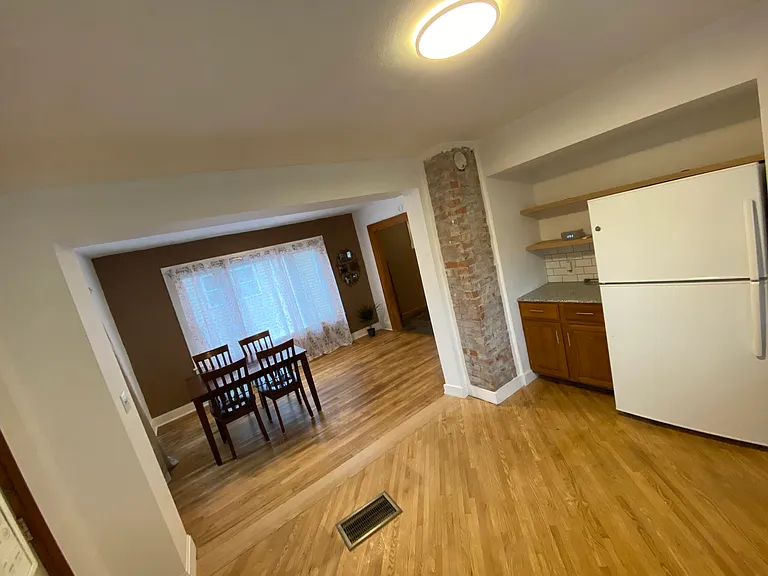 805 Cadillac St — Photo 1
