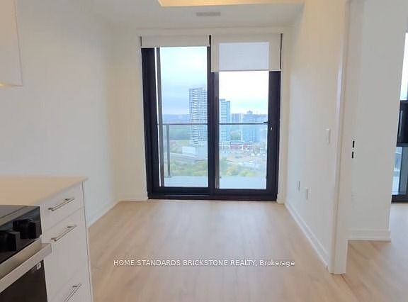 3rd image of 30 Francis St S #2513