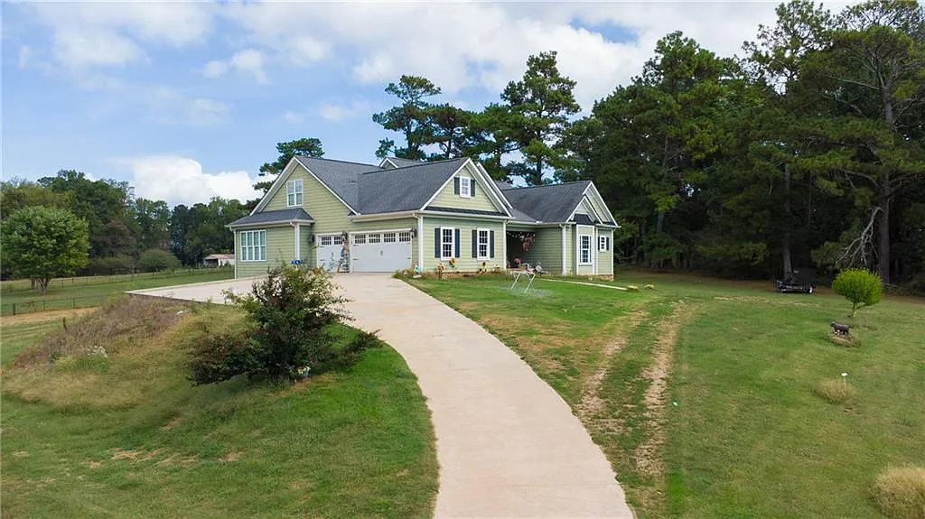 8365 Wallace Wood Rd — Photo 1