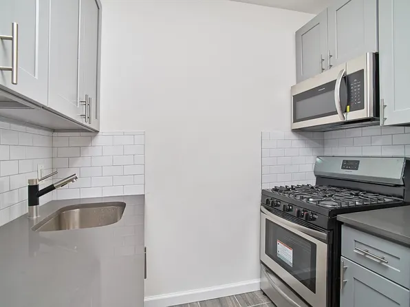 1069 Grant Avenue image 14 of 56