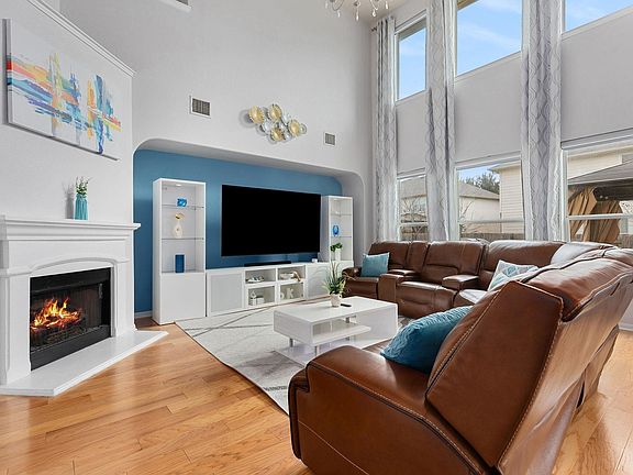 2nd image of 701 Old Ravine Ct