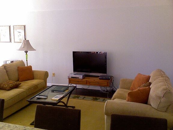 Livingroom area.
