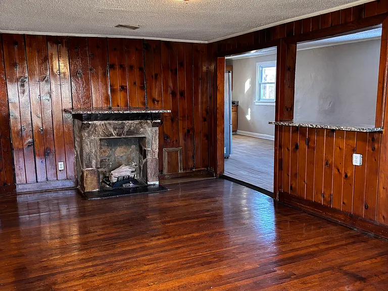 2640 N Quaker Ave — Photo 8