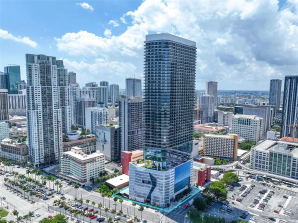 398 NE 5th St #3017, Miami, FL 33132