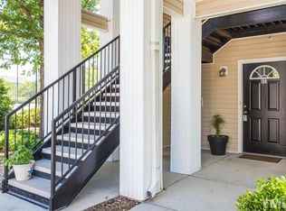 2500 Huntscroft Ln APT 100, Raleigh, NC 27617