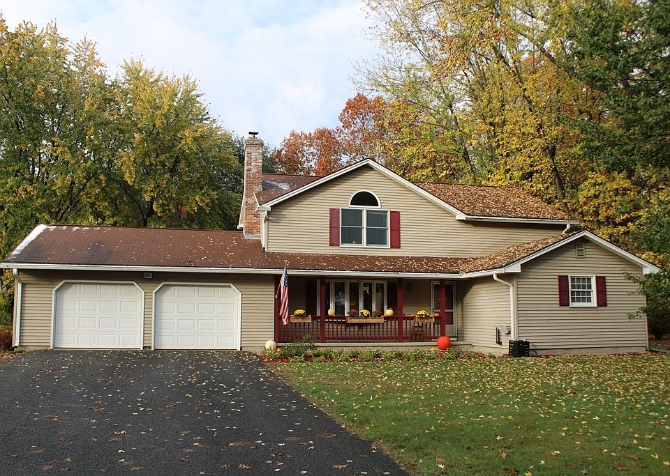 1st image of 230 Plumtree Rd