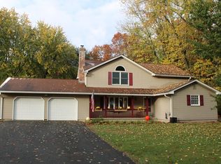 230 Plumtree Rd, Sunderland, MA 01375