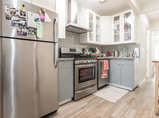 265 Powers St APT 3L, Brooklyn, NY 11211