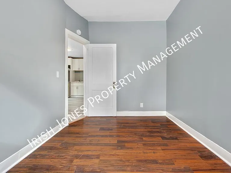 190 Whitney Pl #LOWER - UTILITIES IN — Photo 9
