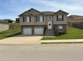 122 Creek View Dr, Saint Robert, MO 65584