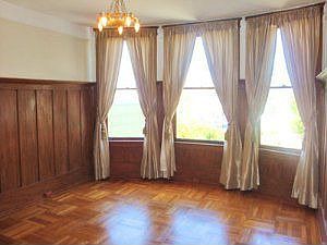 Living :: 2770 Greenwich