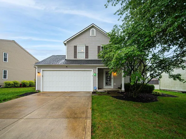 8992 Marchbank Ln, Lewis Center, OH 43035