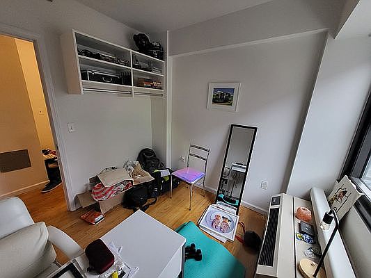 3rd image of 219 1st Ave APT 3r