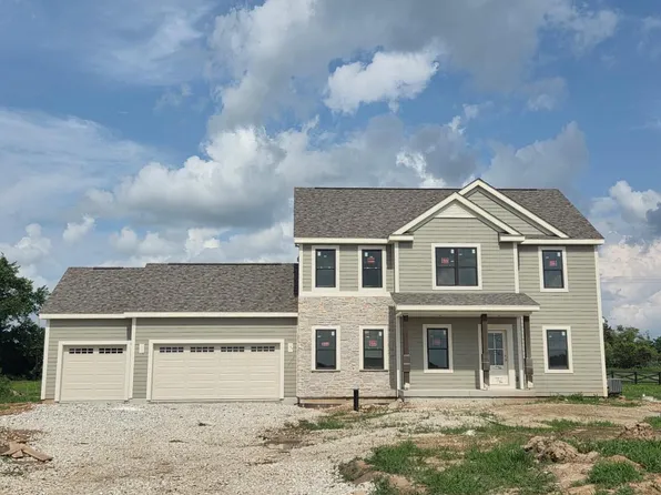 W275N8210 Harvest COURT, Hartland, WI 53029