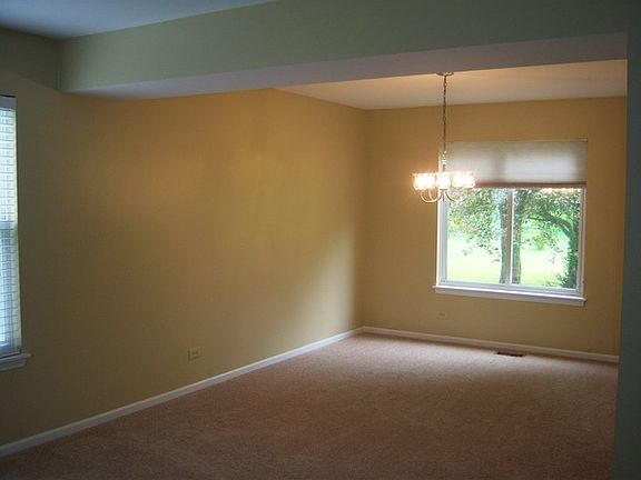 5th image of 18083 W Hampshire Dr