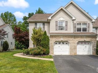 111 Briarwood Dr, North Brunswick, NJ 08902