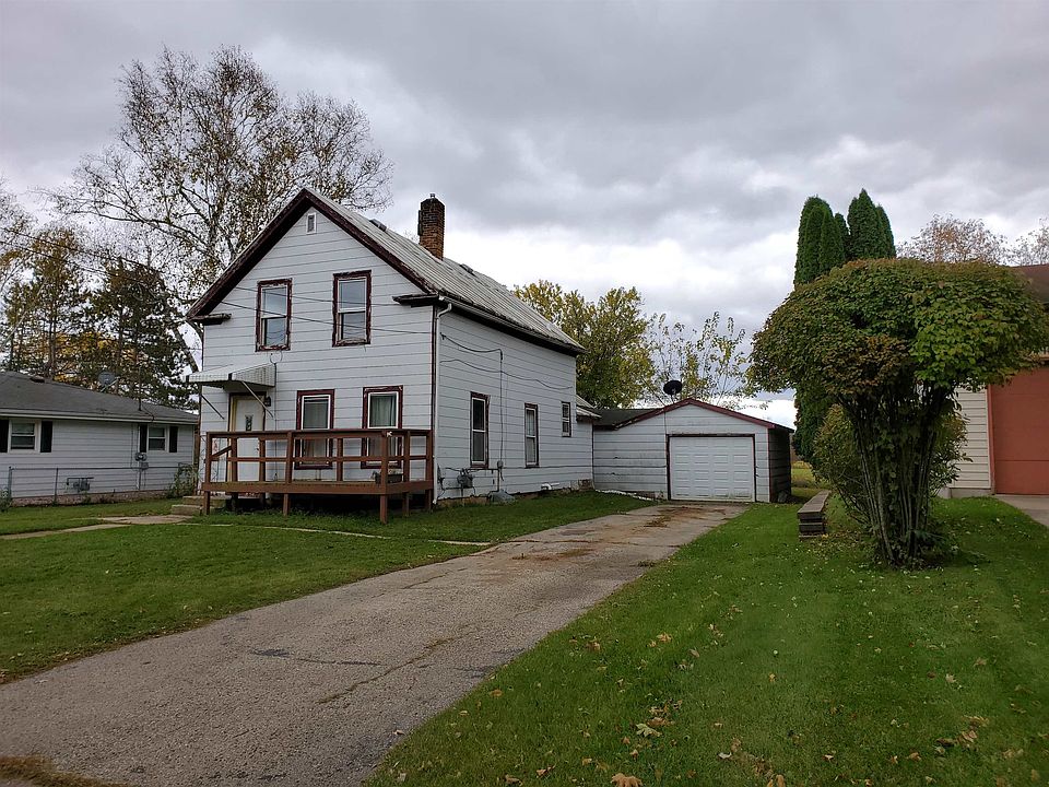 488 SW Ceresco St, Berlin, WI 54923 | Zillow