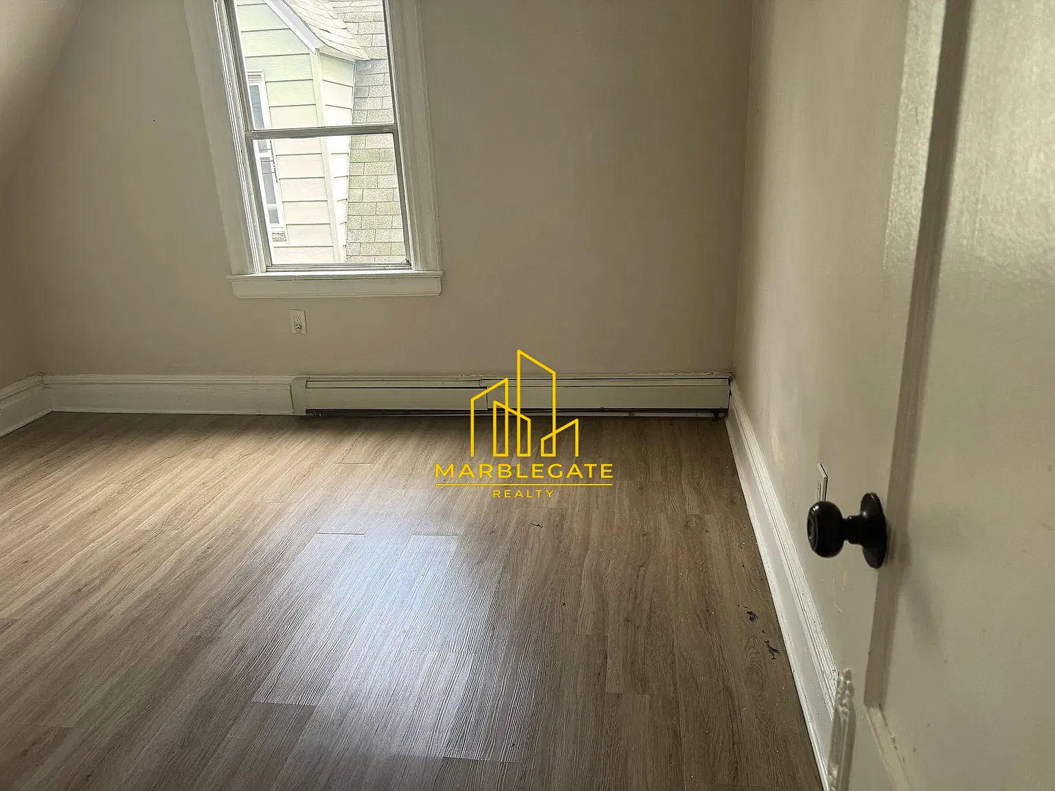 1 bed, 650 sqft, $1,500 — Photo 2