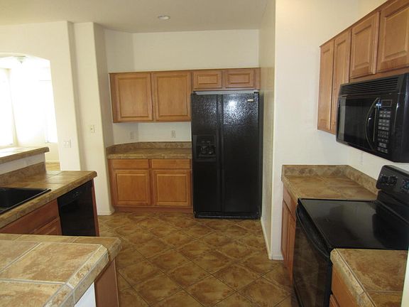 4th image of 15985 W Ventura St