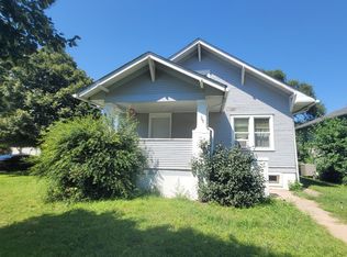 821 W B, North Platte, NE 69101