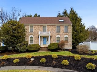 15 Valdora Dr, Stoneham, MA 02180