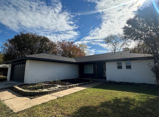 905 McKinney Ave, Princeton, TX 75407