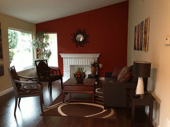 2nd image of 553 Lanfair Cir