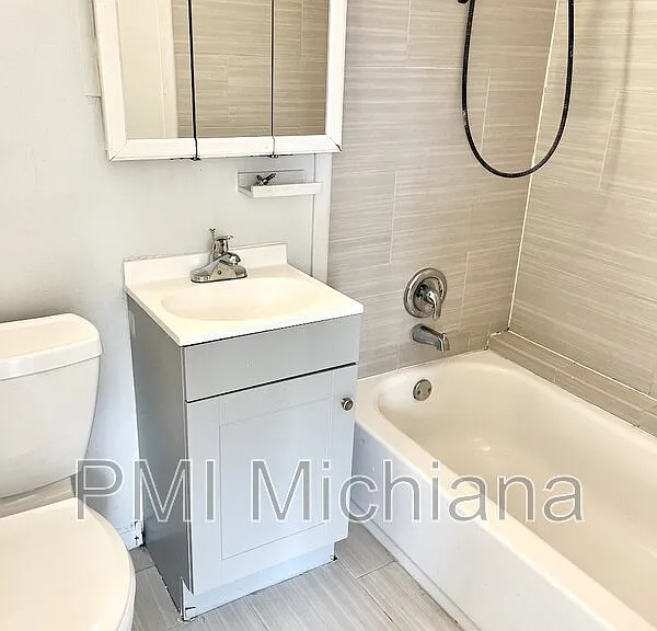 2254 Huey St — Photo 6