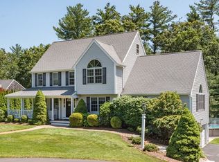 92 Litchfield Ln, Hanson, MA 02341