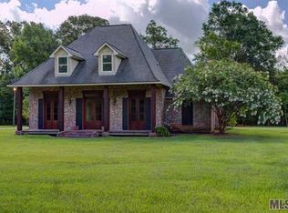 19250 King George Bay Rd, Livingston, LA 70754