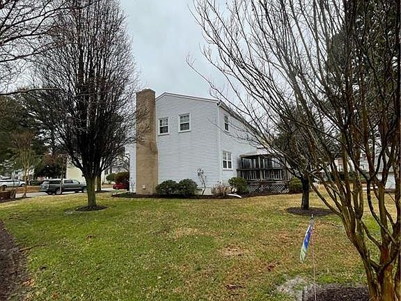 3rd image of 800 Darden Dr